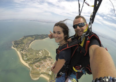 Baptême saut en parachute au dessus de L'île d'Aix - Bigair Parachutisme